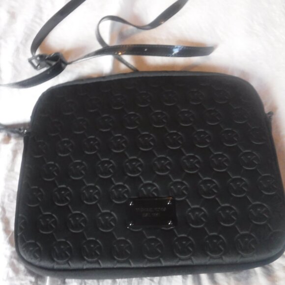 Michael Kors Mono Embossed Neoprene iPad Crossbody Purse Bag Black Soft Shell - Picture 8 of 8